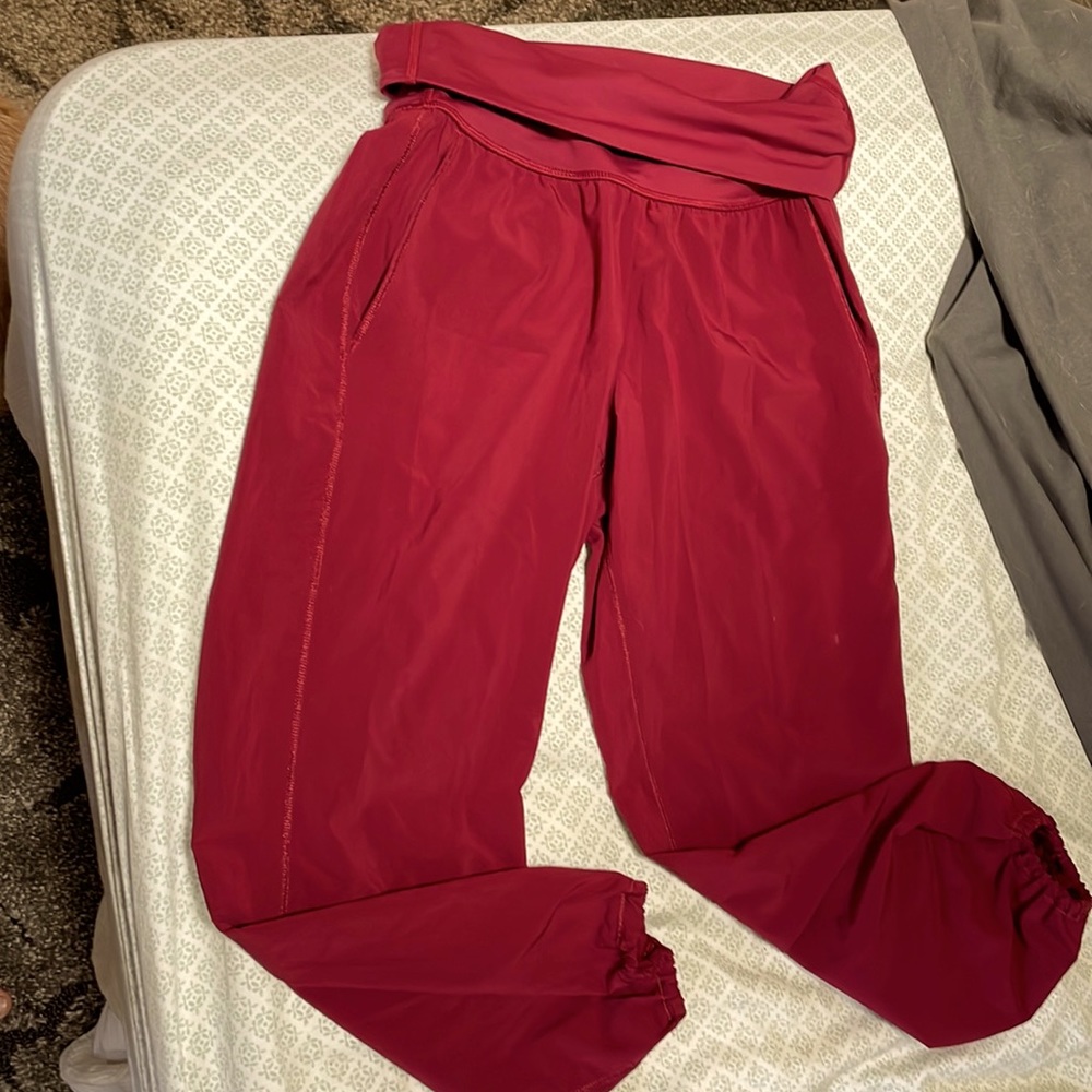 Lululemon joggers